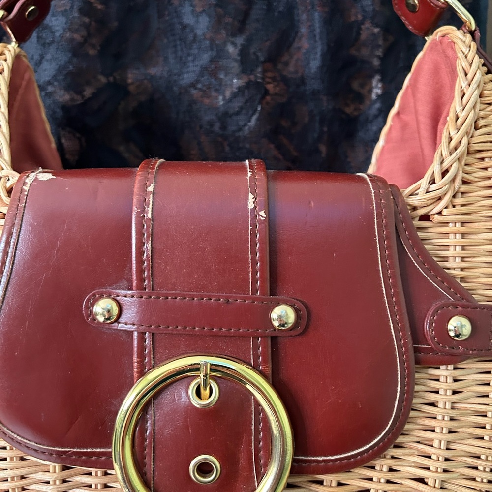 VTG pleather and wicker handbag, snap button closure. By Sun n Sand. Very cute! - Picture 3 of 16